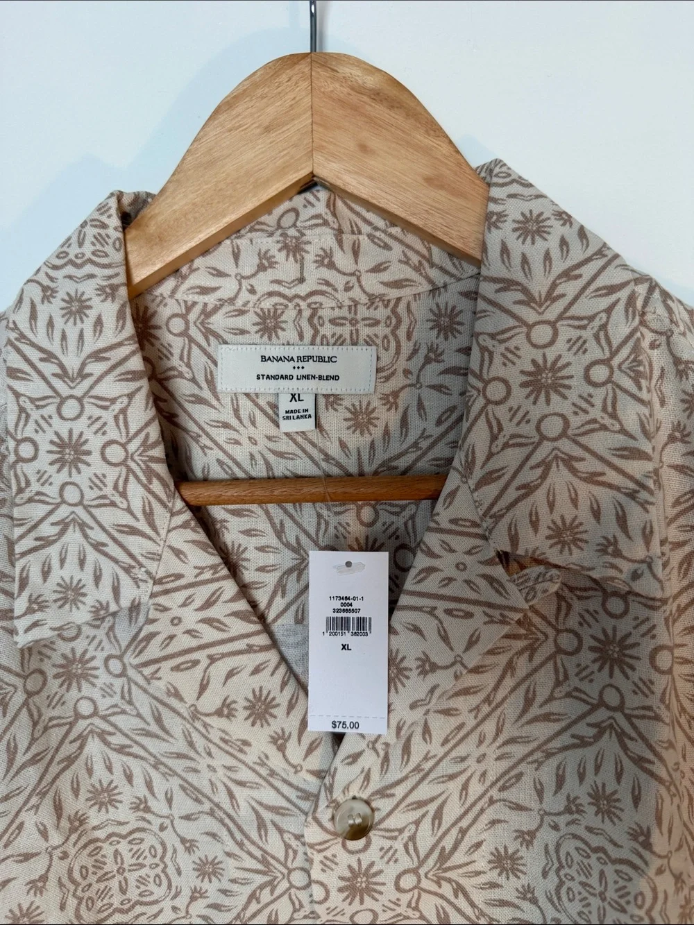 Banana Republic Beige Printed Short-Sleeve Button-Down Shirt